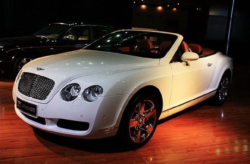 {六合彩}(世界十大名车排行榜 第一名图片)